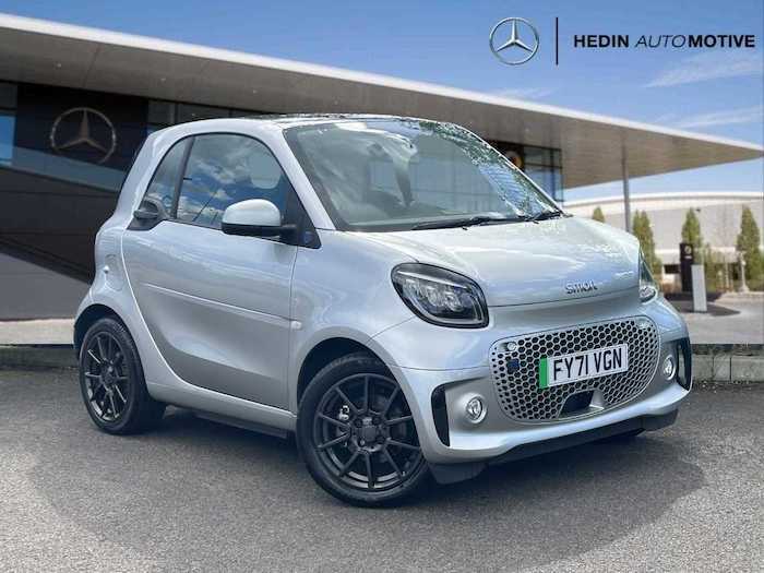 Compare Smart Fortwo 60Kw Eq Brabus Line 17Kwh 22Kwch FY71VGN Silver