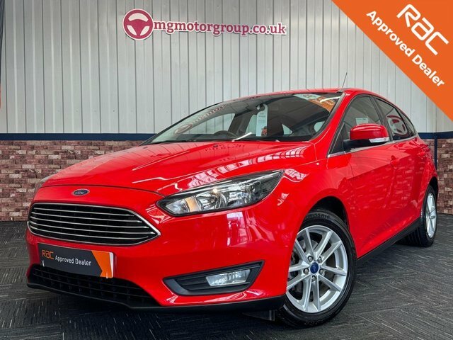 Compare Ford Focus 1.0 Zetec 100 Bhp NL66FSK Red
