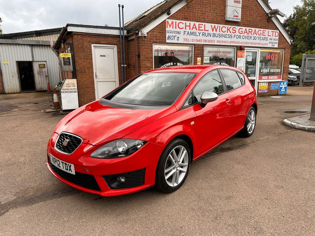 Compare Seat Leon 2.0 Tdi Cr Fr Euro 5 KP12TDX Red