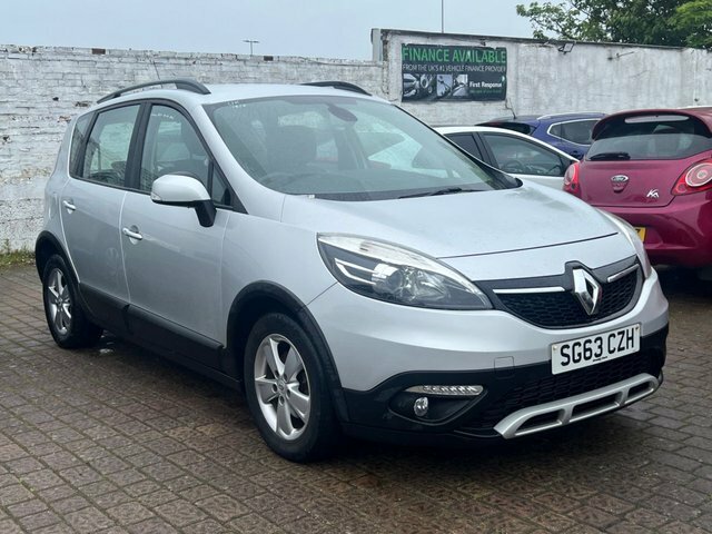 Renault Scenic XMOD 1.5 Xmod Dynamique Tomtom Silver #1