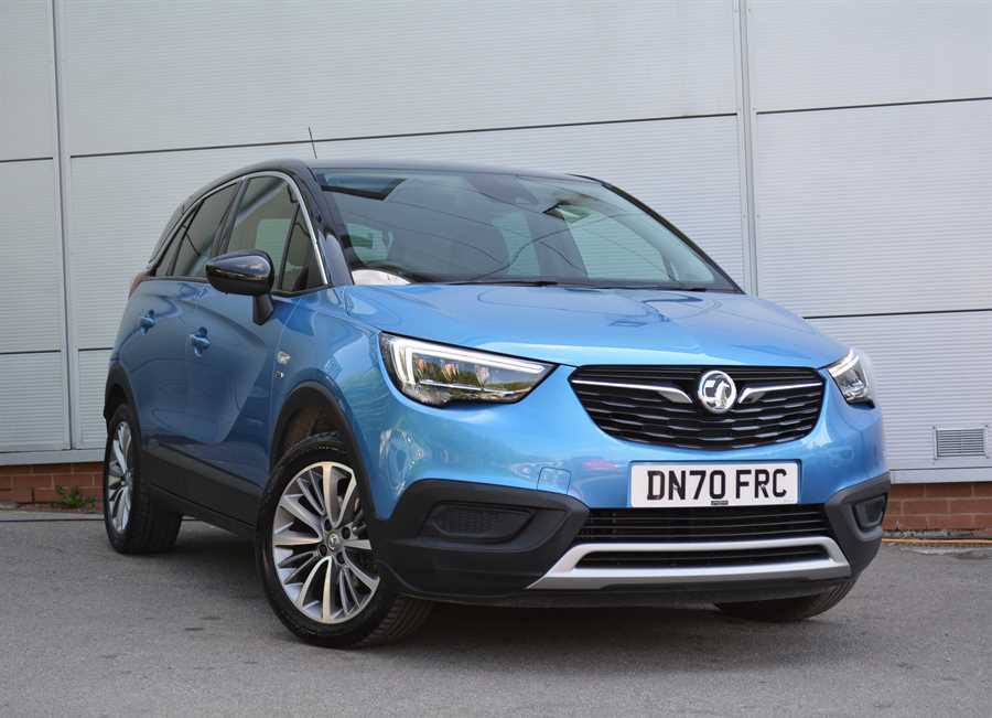 Compare Vauxhall Crossland X Turbo Griffin Suv DN70FRC Blue