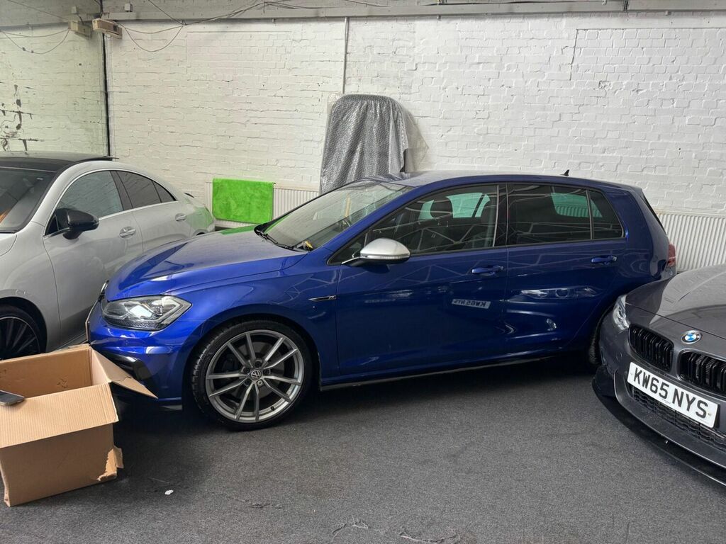 Compare Volkswagen Golf Hatchback AU69YNZ Blue