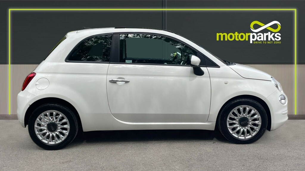 Compare Fiat 500 Lounge RX20KMU White