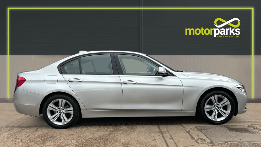 Compare BMW 3 Series Sport KE18LXL Silver