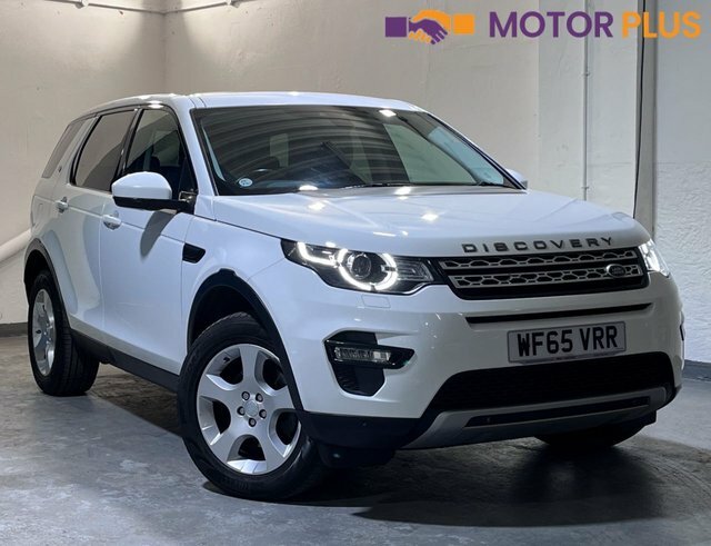 Compare Land Rover Discovery Discovery Sport Hse Td4 WF65VRR White
