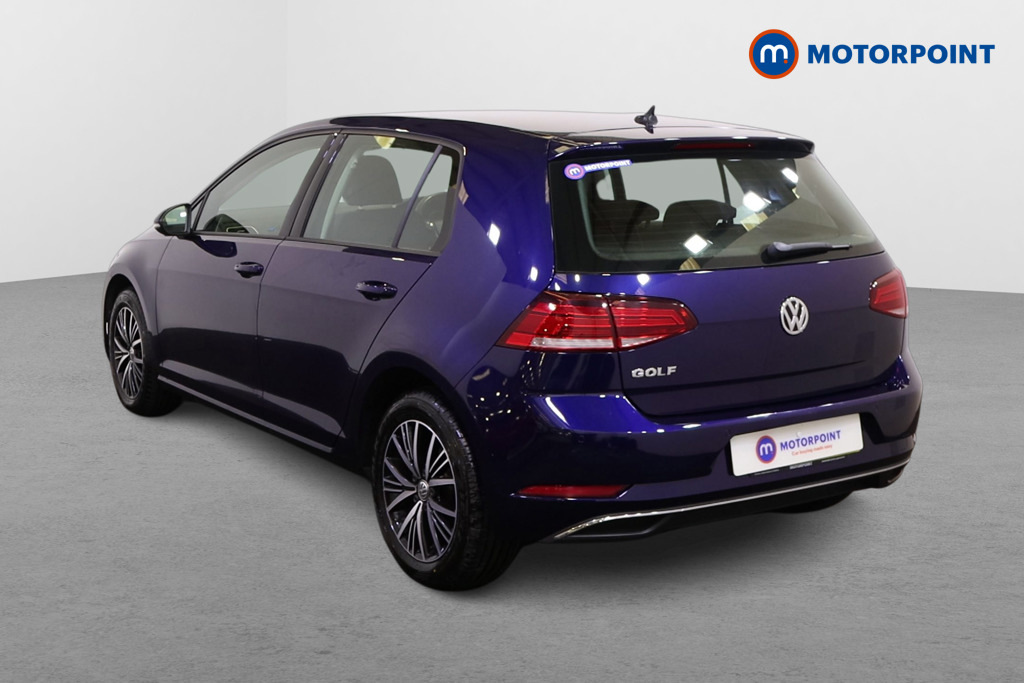 Compare Volkswagen Golf 1.4 Tsi Se Nav Dsg  Blue