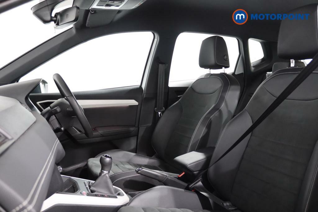 Compare Seat Arona 1.0 Tsi 110 Xcellence Lux Ez  White