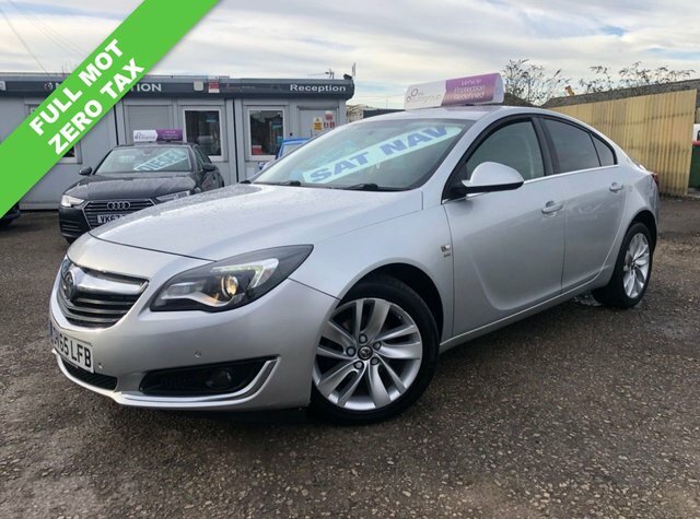Compare Vauxhall Insignia Hatchback DV65LFB Silver