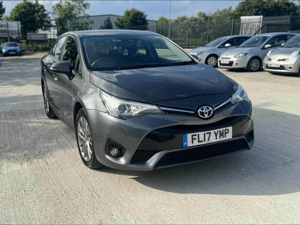 Compare Toyota Avensis 1.6 D-4d Business Edition Saloon FL17YMP Grey