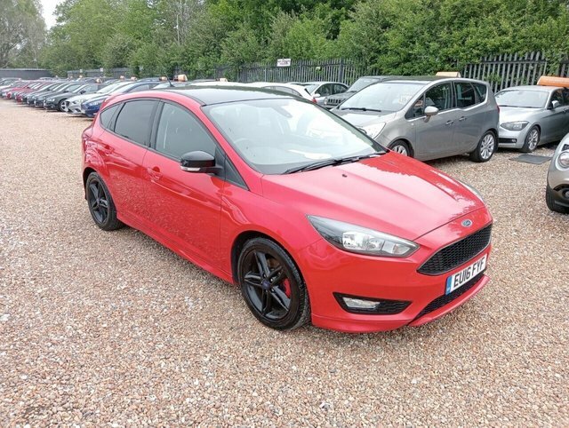 Compare Ford Focus 1.5L Zetec S Red Edition 180 Bhp EU16FYF Red