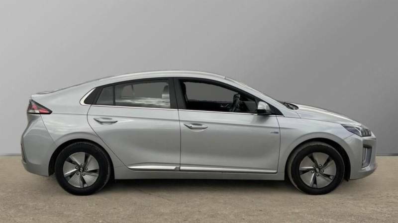 Compare Hyundai Ioniq 1.6 Gdi Hybrid Premium Dct YX21VHZ Silver