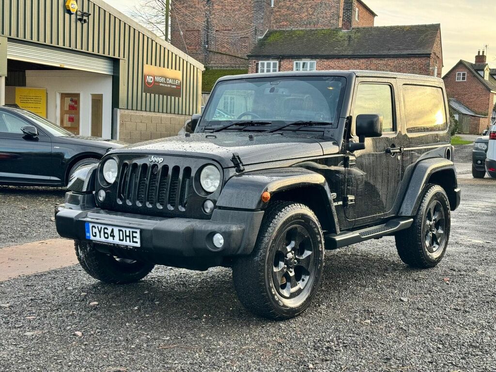 Compare Jeep Wrangler 4X4 2.8 Crd Overland 4Wd Euro 5 201464 GY64DHE Black