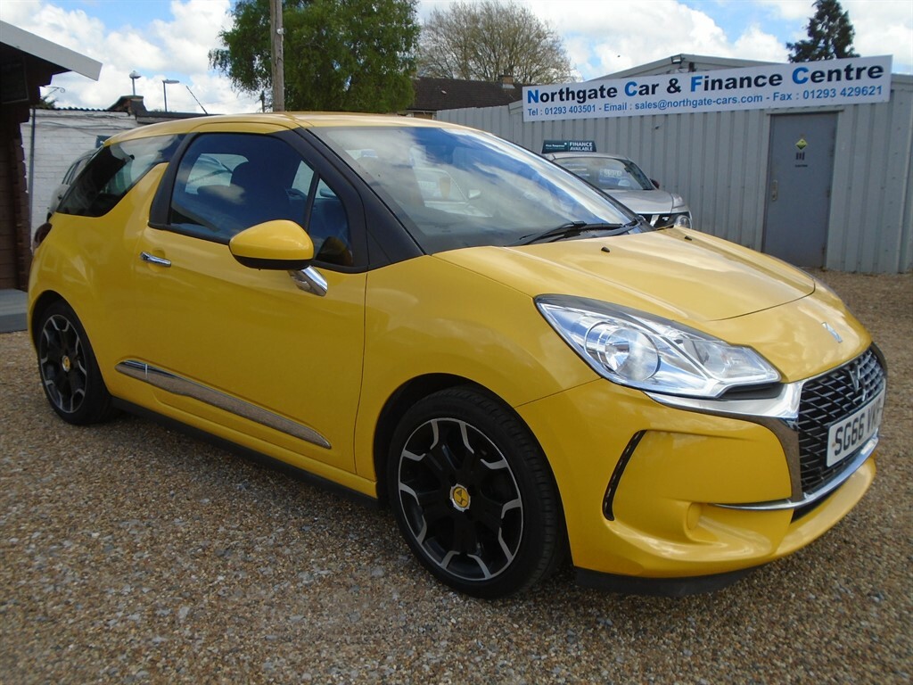 Compare DS DS 3 Ds3 Chic Puretech SG66VKP Yellow