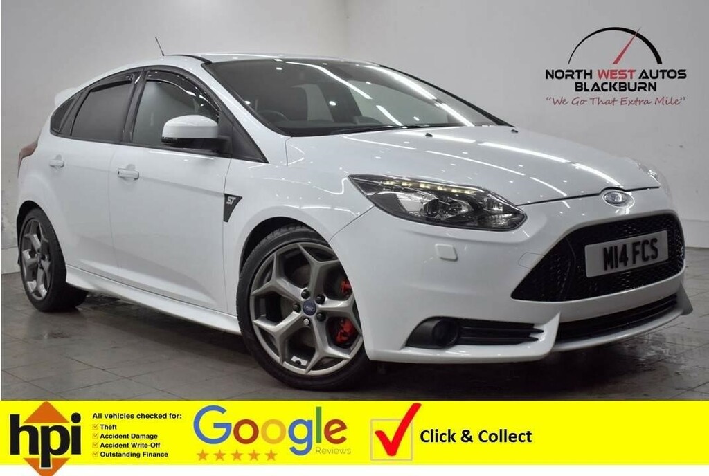 Compare Ford Focus 2.0T Ecoboost St-3 Euro 5 Ss M14FCS White