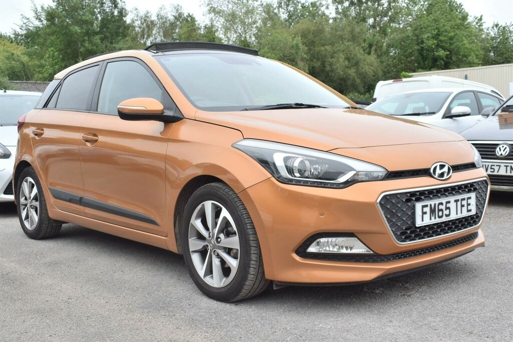 Compare Hyundai I20 1.4 Premium Se Euro 6 FM65TFE Orange