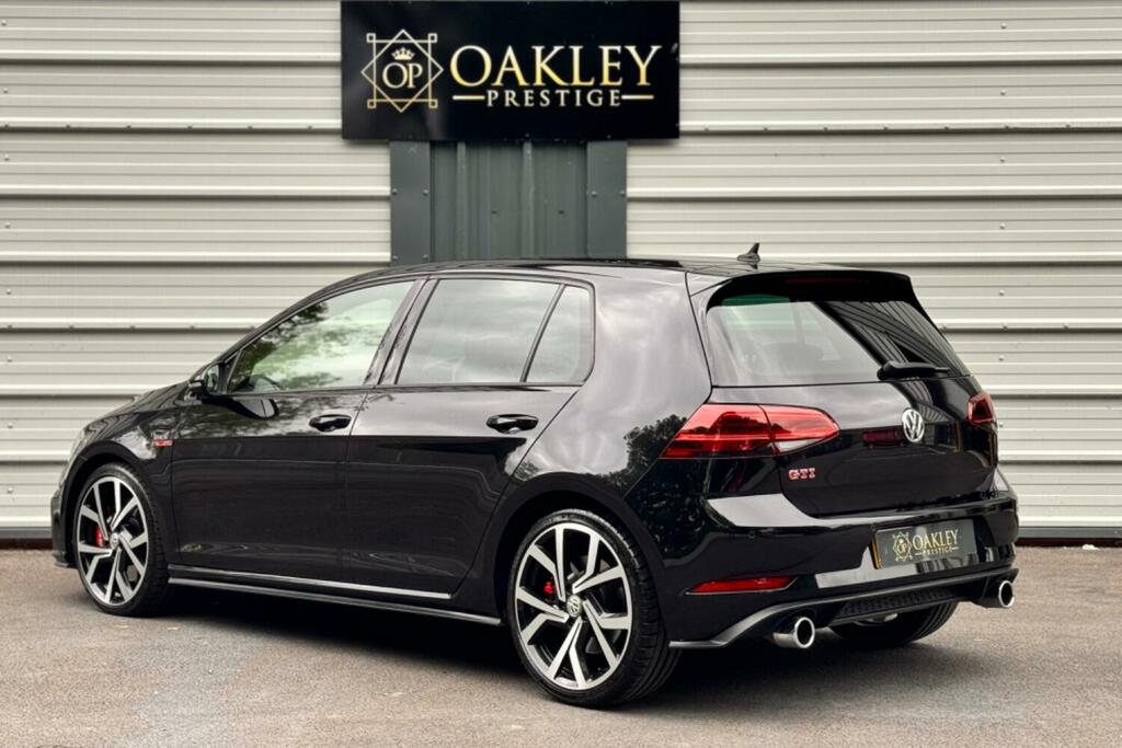 Compare Volkswagen Golf Hatchback 2.0 Tsi Gti Performance Dsg Euro 6 Ss YE68DBT Black