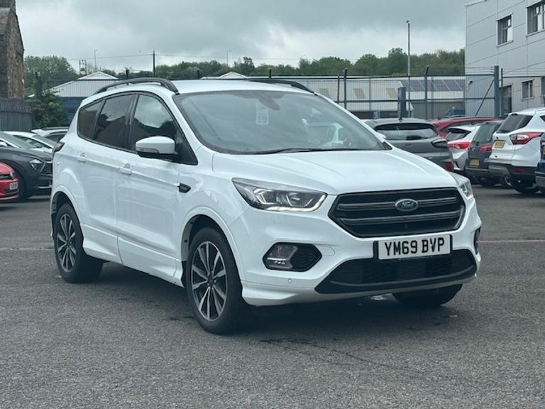 Compare Ford Kuga 1.5 Ecoboost St-line 2Wd YM69BVP White