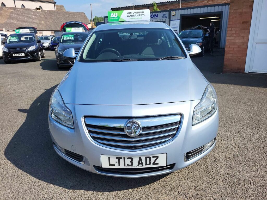 Vauxhall Insignia Hatchback Silver #1