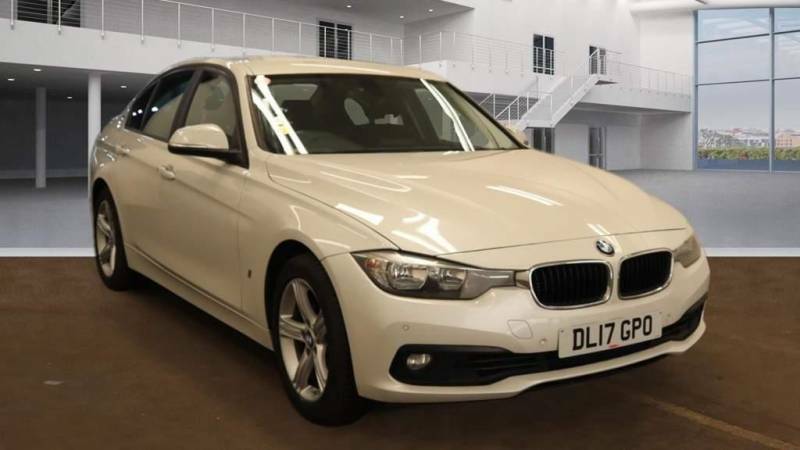 Compare BMW 3 Series Saloon DL17GPO White