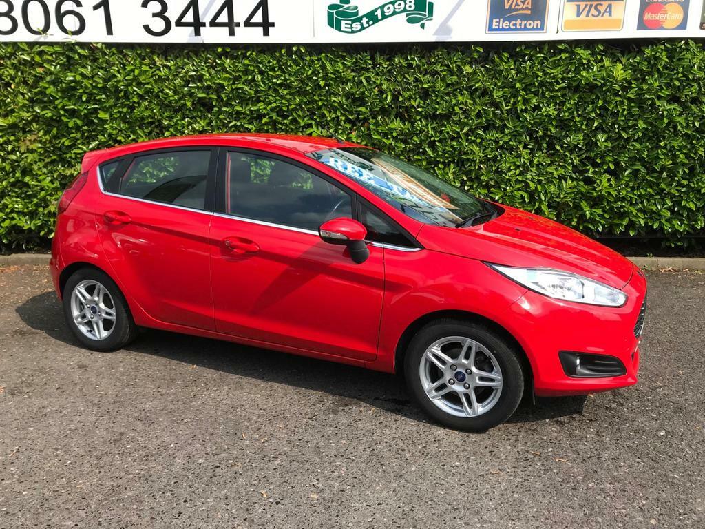 Compare Ford Fiesta 1.0T Ecoboost Zetec Euro 5 Ss HW14ENM Red