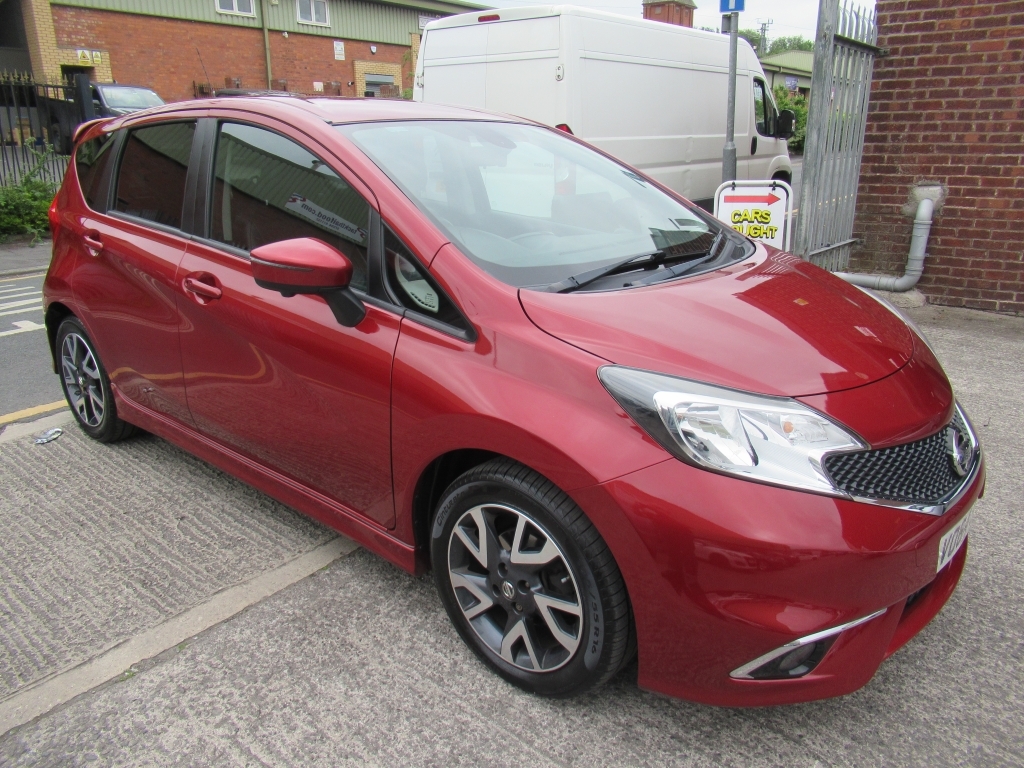 Nissan Note 1.5 Dci Tekna Red #1