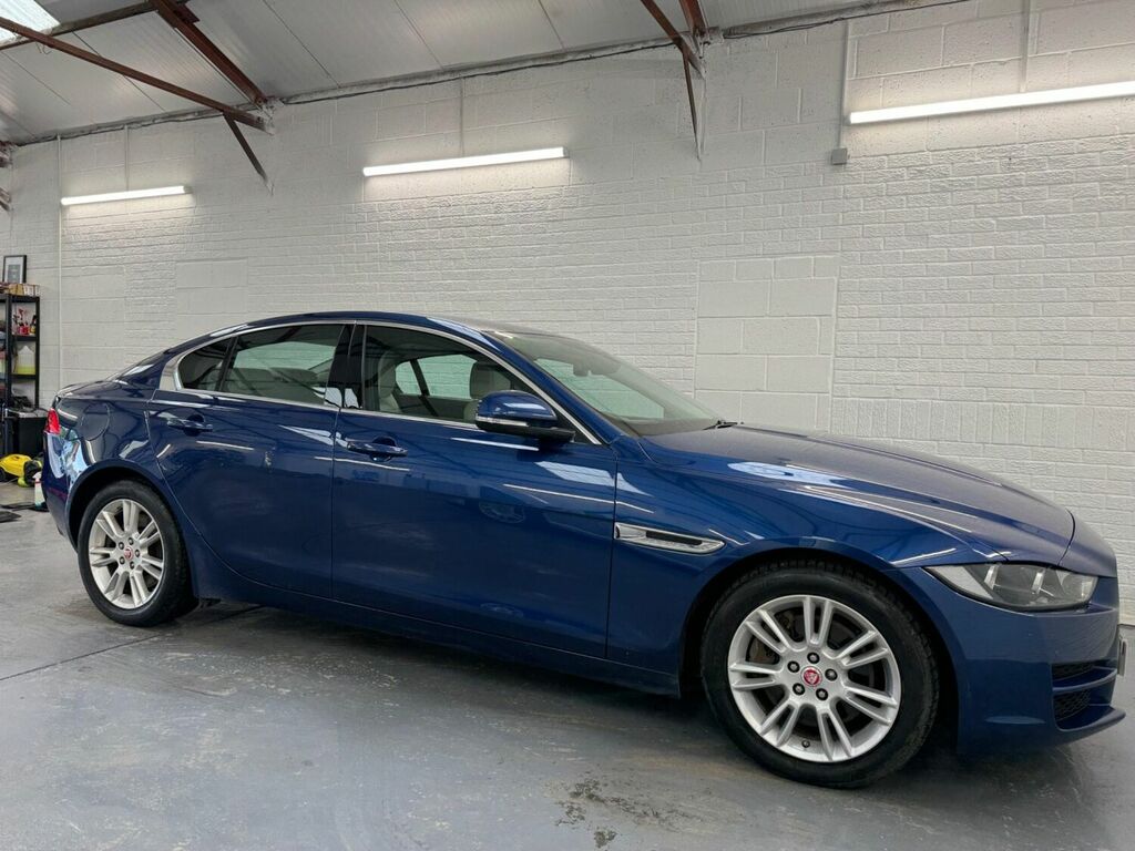 Jaguar XE Xe Prestige I Blue #1
