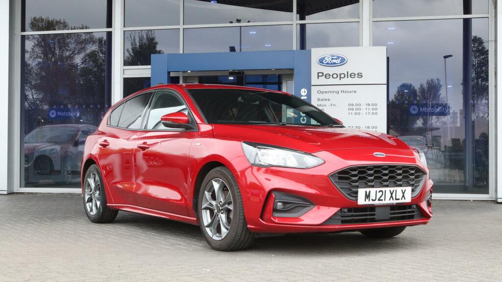 Compare Ford Focus St-line Edition Mhev MJ21XLX Red