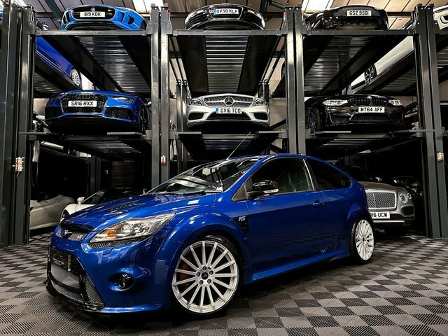 Compare Ford Focus 2.5 Rs 300 Bhp Lux Pack 1 GD59NVU Blue