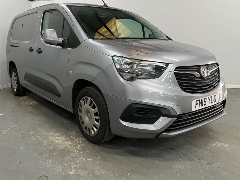 Compare Vauxhall Combo Mpv FH19YLG Grey