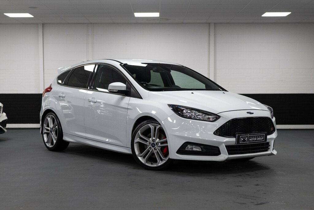 Compare Ford Focus St-2 Tdci EY66BFN White