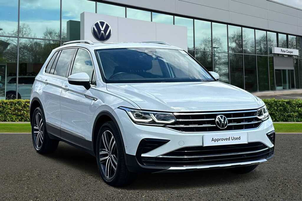 Compare Volkswagen Tiguan Pa Elegance 1.5 Tsi 150Ps 7-Speed Dsg HY21TDX White