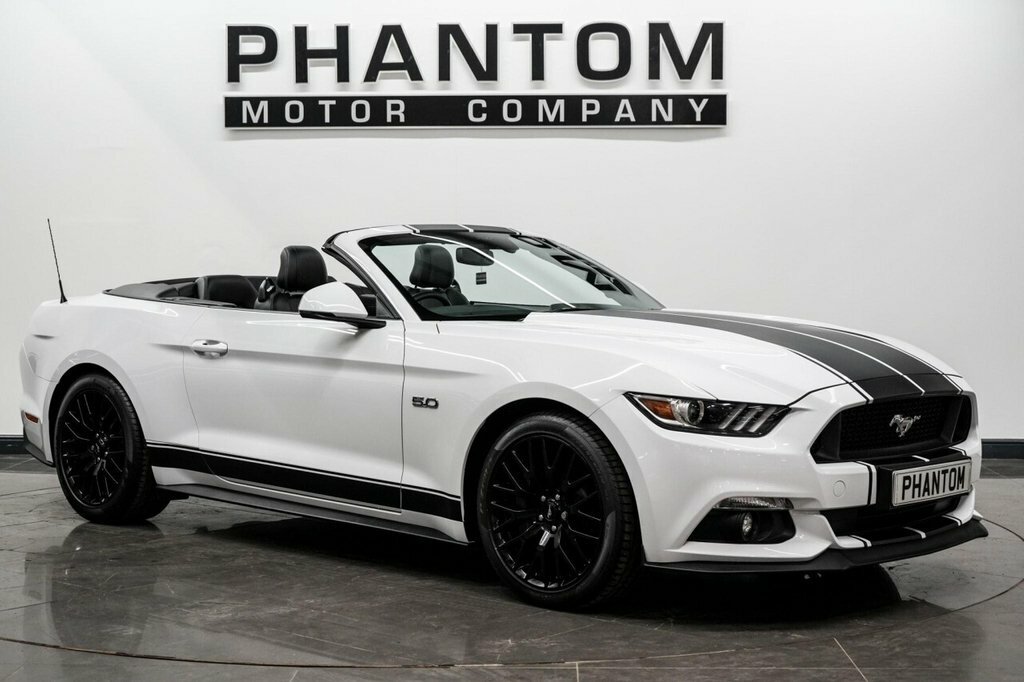 Compare Ford Mustang 5.0L Gt 410 Bhp OW66SYH White