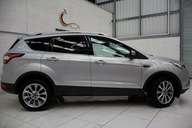 Compare Ford Kuga 1.5 Titanium Edition 148 Bhp ND69BZX Silver