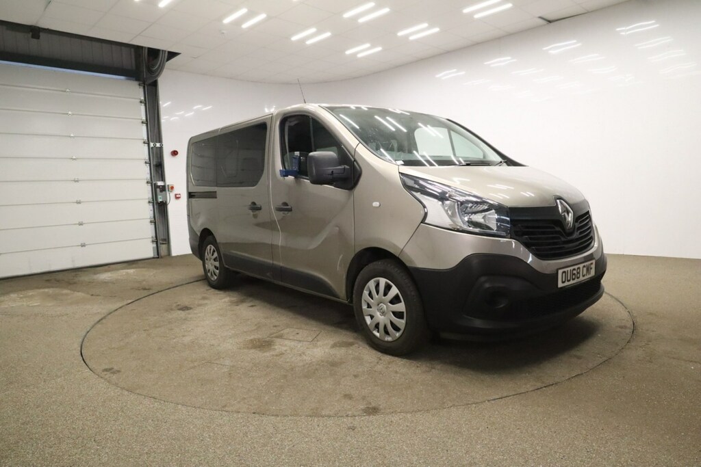 Compare Renault Trafic Sl27 Business 1.6 Dci Weelchair Accessible Disable OU68CMF Beige