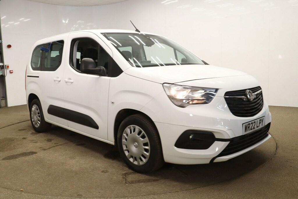 Compare Vauxhall Combo Life 1.2 Wheelchair Accessible Disabled Mobility WR22LPY White