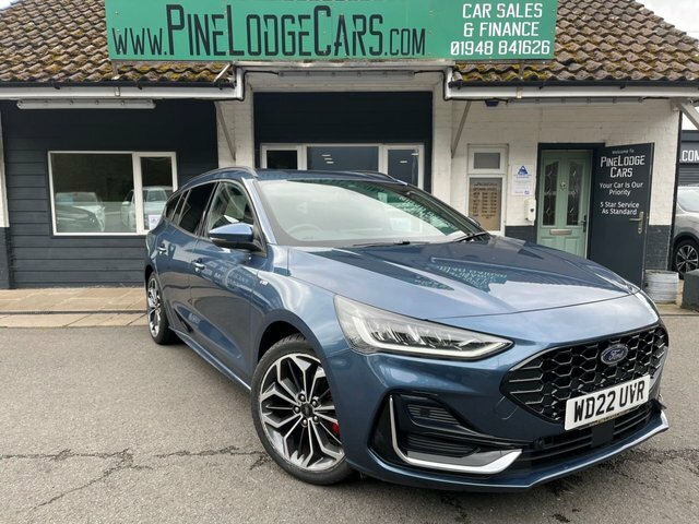 Compare Ford Focus 1.0 St-line Vignale 124 Bhp WD22UVR Blue