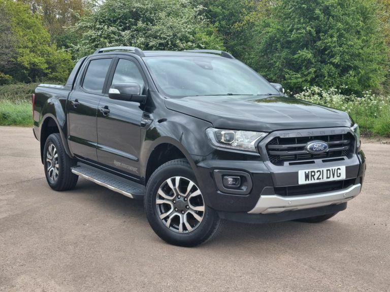 Compare Ford Ranger Pick Up Double Cab Wildtrak 2.0 Ecoblue 213 WR21DVG Black