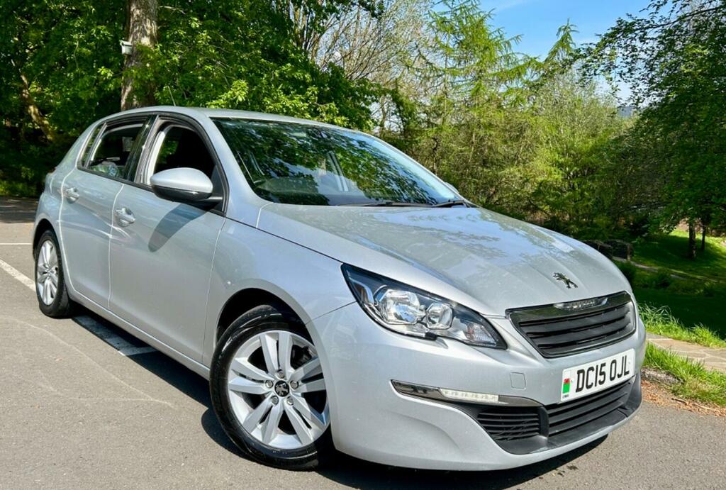 Compare Peugeot 308 1.6 Hdiactivefreetax-nav-sensors-alloys-1former DC15OJL Silver