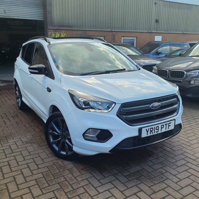 Ford Kuga 1.5 St-line Edition 176 Bhp White #1