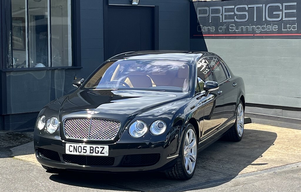 Compare Bentley Continental 6.0L Flying Spur CN05BGZ Black