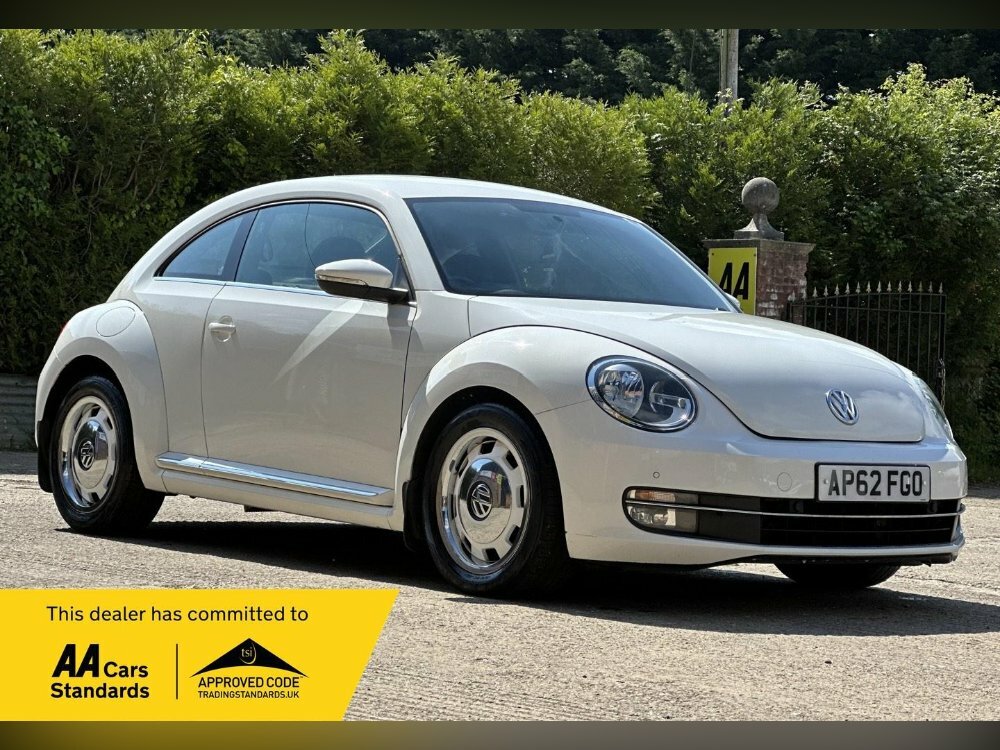 Compare Volkswagen Beetle 1.2 Tsi Design Dsg Euro 5 AP62FGO White