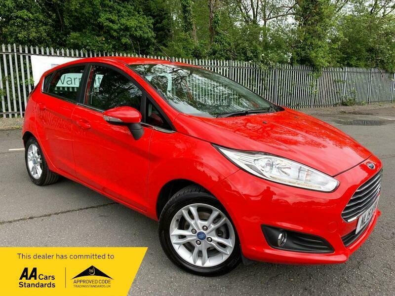 Compare Ford Fiesta 1.0T Ecoboost Zetec Euro NL15NTM Red