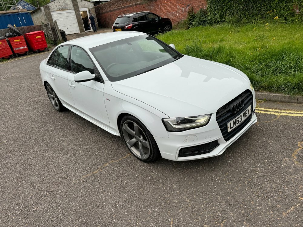 Compare Audi A4 Tdi Black Edition 4-Door LM63VEY White