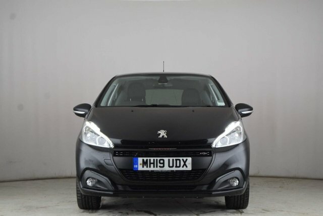 Compare Peugeot 208 Ss Gt Line MH19UDX Black