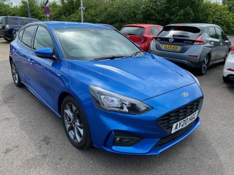 Compare Ford Focus 1.0 Ecoboost 125 St-line AY20HGC Blue