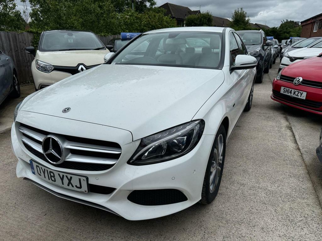 Compare Mercedes-Benz C Class 2.0 C350e 6.4Kwh Sport G-tronic Euro 6 Ss OY18YXJ White