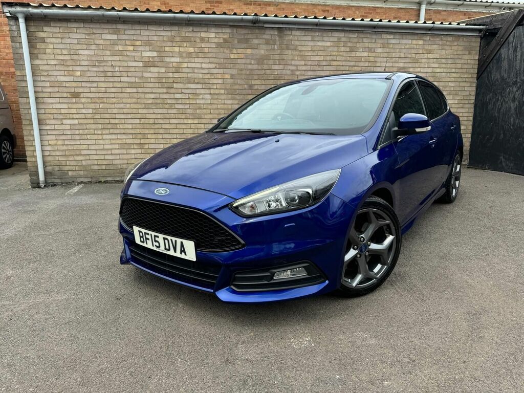 Compare Ford Focus Hatchback 2.0 Tdci St-3 Euro 6 Ss 201515 BF15DVA Blue