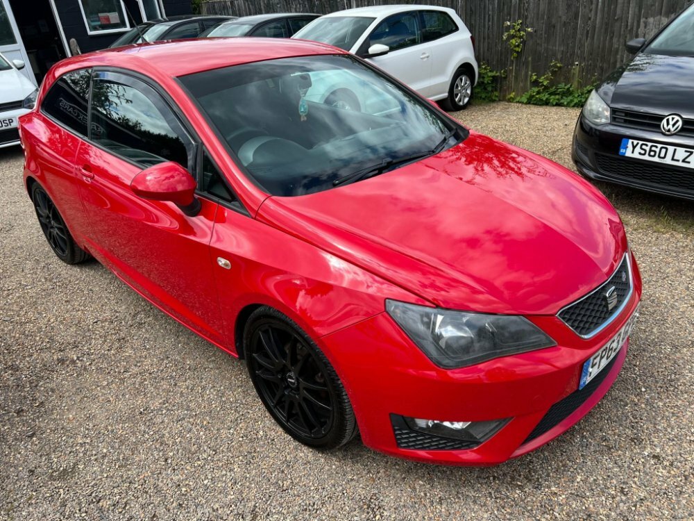 Compare Seat Ibiza 1.2 Tsi Fr Sport Coupe Euro 5 FP63GPE Red