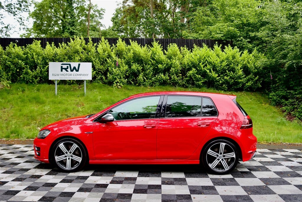 Compare Volkswagen Golf 2.0 Tsi Bluemotion Tech R 4Motion Euro 6 Ss FG15GXY Red