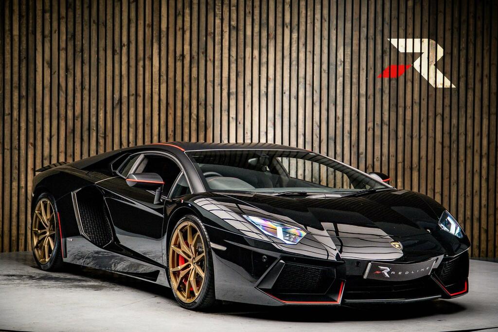 Compare Lamborghini Aventador 6.5 V12 Lp 700-4 Pirelli Edition Isr 4Wd Euro 6 LX15DNF Black